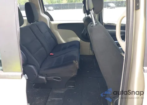 2015 Dodge Grand Caravan American Value Pkg z USA, uszkodzony, nr VIN 2C4RDGBG9FR600626